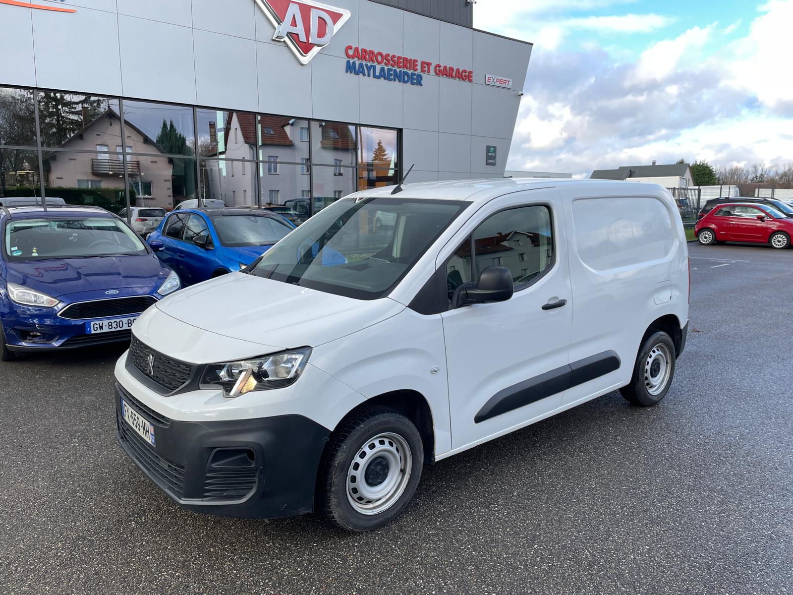 PEUGEOT PARTNER 1.5 BLUE HDI 100 CV 3 PLACES MEL LOCATION HANGENBIETEN ENTZHEIM AEROPORT STRASBOURG EUROMETROPOLE BAS-RHIN ALSACE GRAND EST 53 (1)